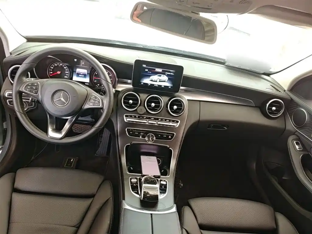 Mercedes-Benz C-Class 2017 — фото 10