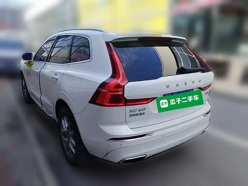Volvo XC60 2020 — фото 9