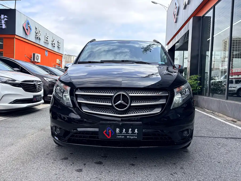 Mercedes-Benz Vito 2018 — фото 2