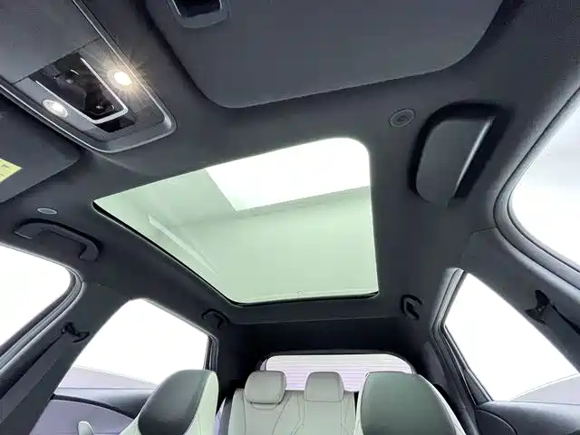 BYD Dolphin 2022 — фото 12