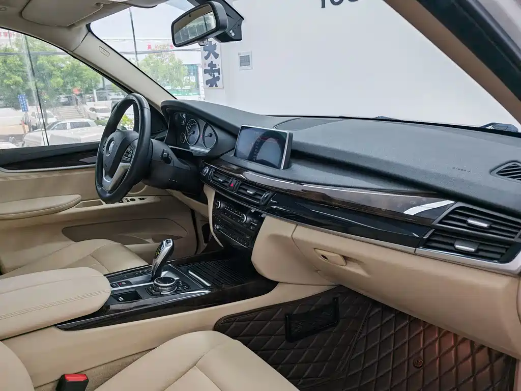 BMW X5 2015 — фото 13