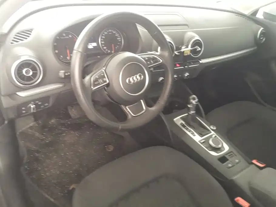 Audi A3 2016 — фото 12