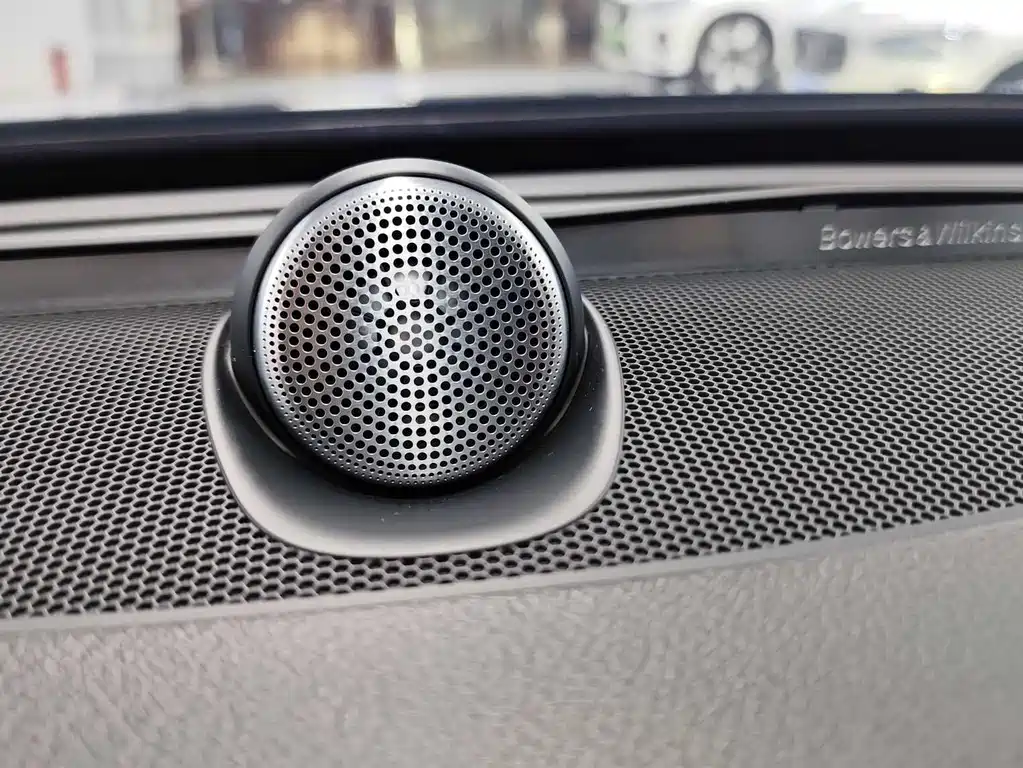 Volvo XC90 2020 — фото 8