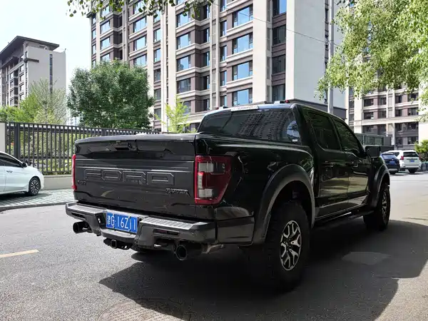 Ford F-150 Raptor 2023