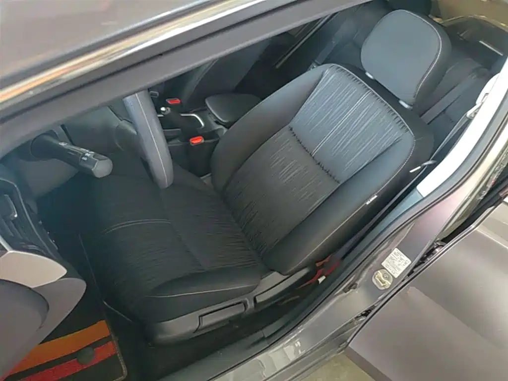 Nissan Sylphy 2021 — фото 15
