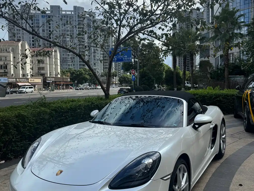 Porsche 718 2018 — фото 1
