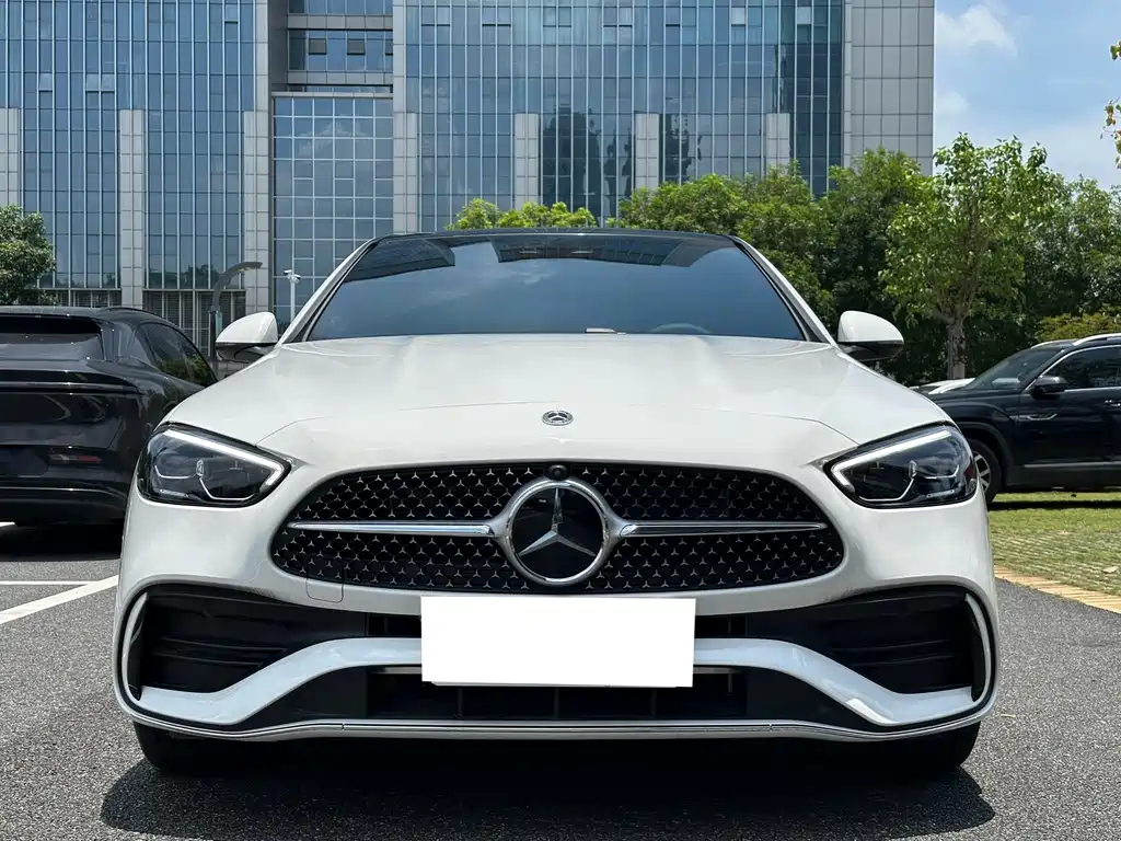 Mercedes-Benz C-Class 2026