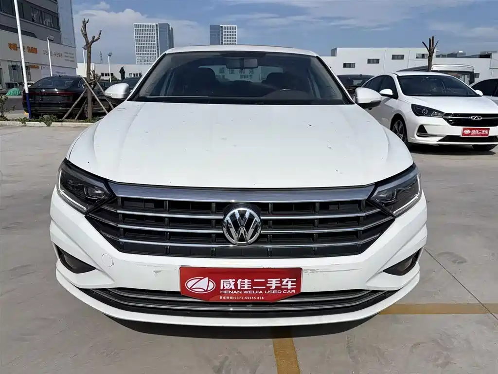 Volkswagen Sagitar 2022