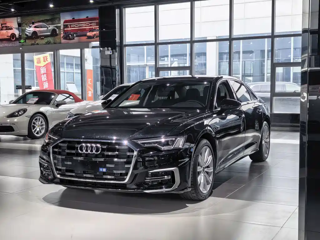Audi A6L 2024 — фото 1