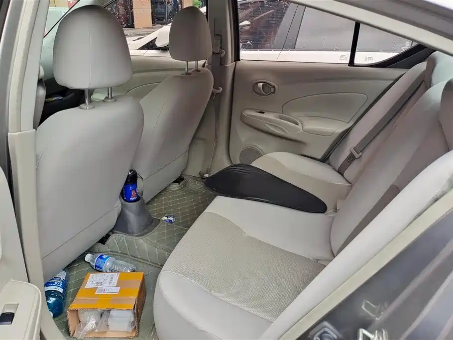 Nissan Sunny 2014 — фото 11