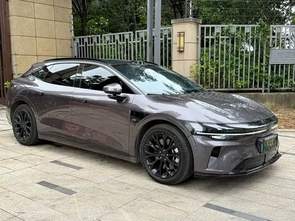 Zeekr 007GT 2025
