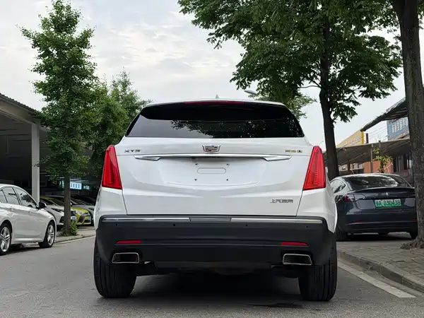 Cadillac XT5 2016