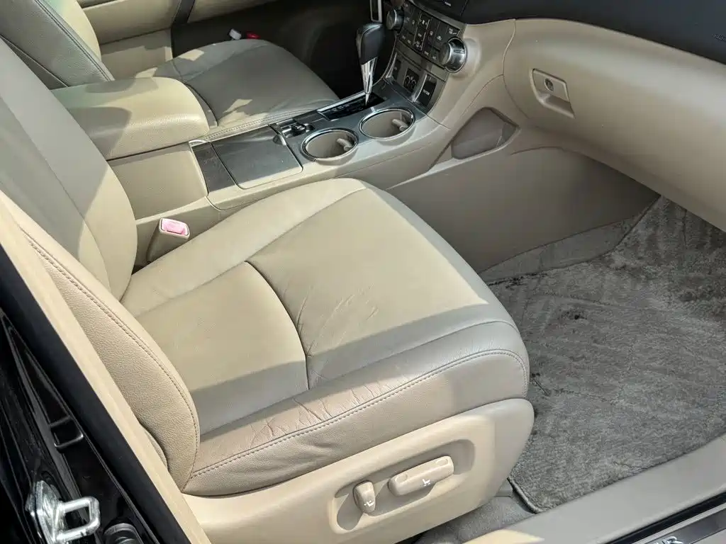 Toyota Highlander 2014 — фото 14