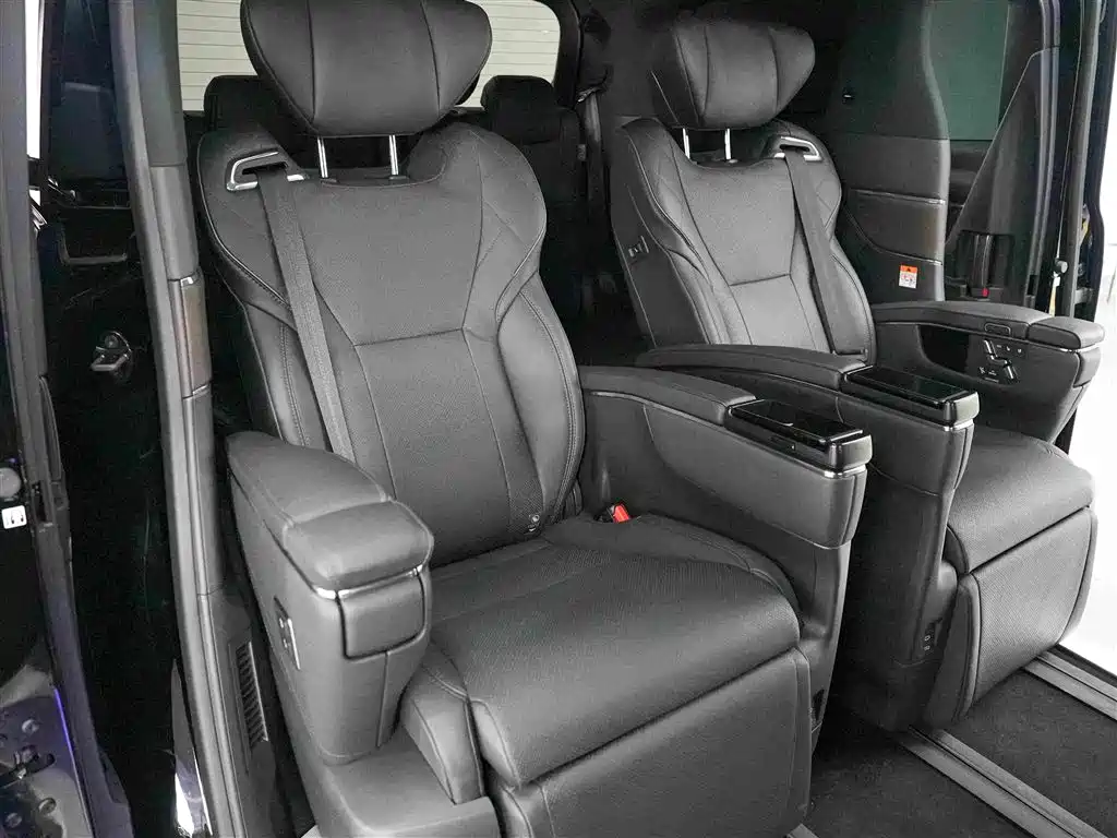 Toyota Vellfire 2025 — фото 11
