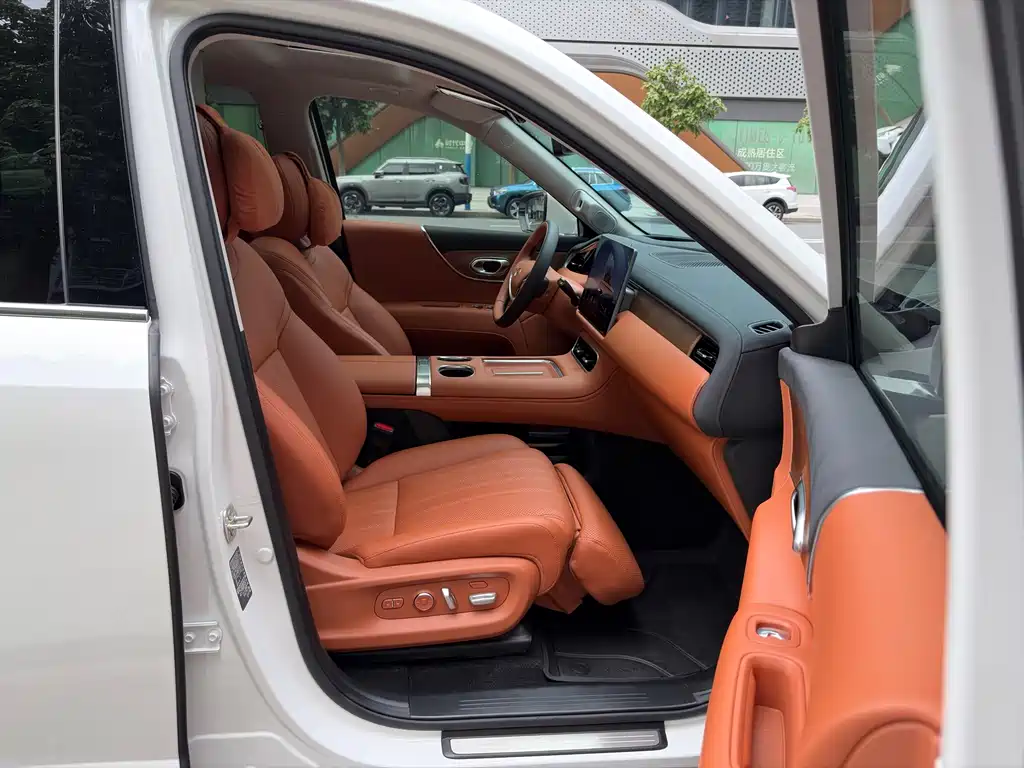 GAC Trumpchi S9 2025 — фото 11