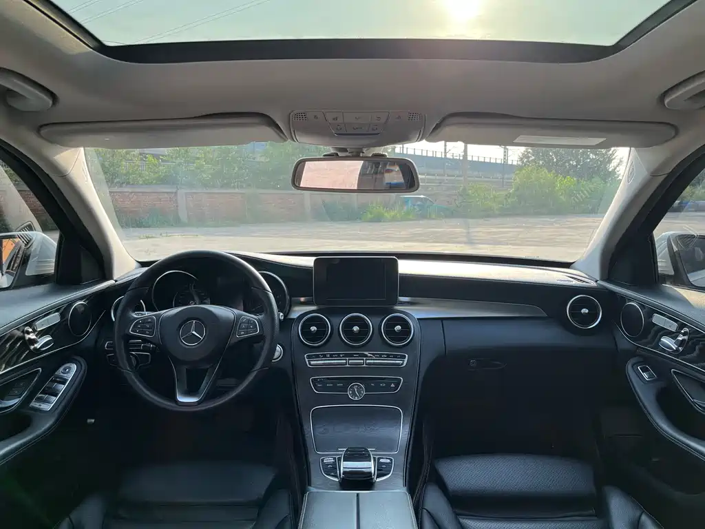 Mercedes-Benz C-Class 2017