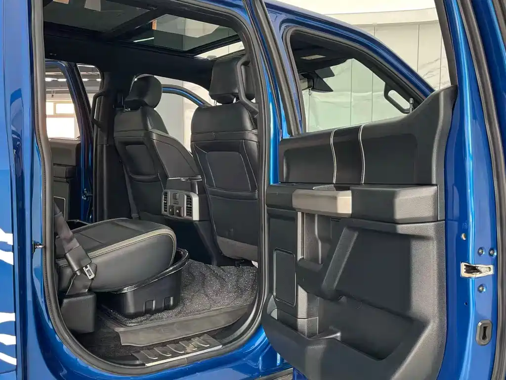 Ford F-150 Raptor 2018 — фото 14