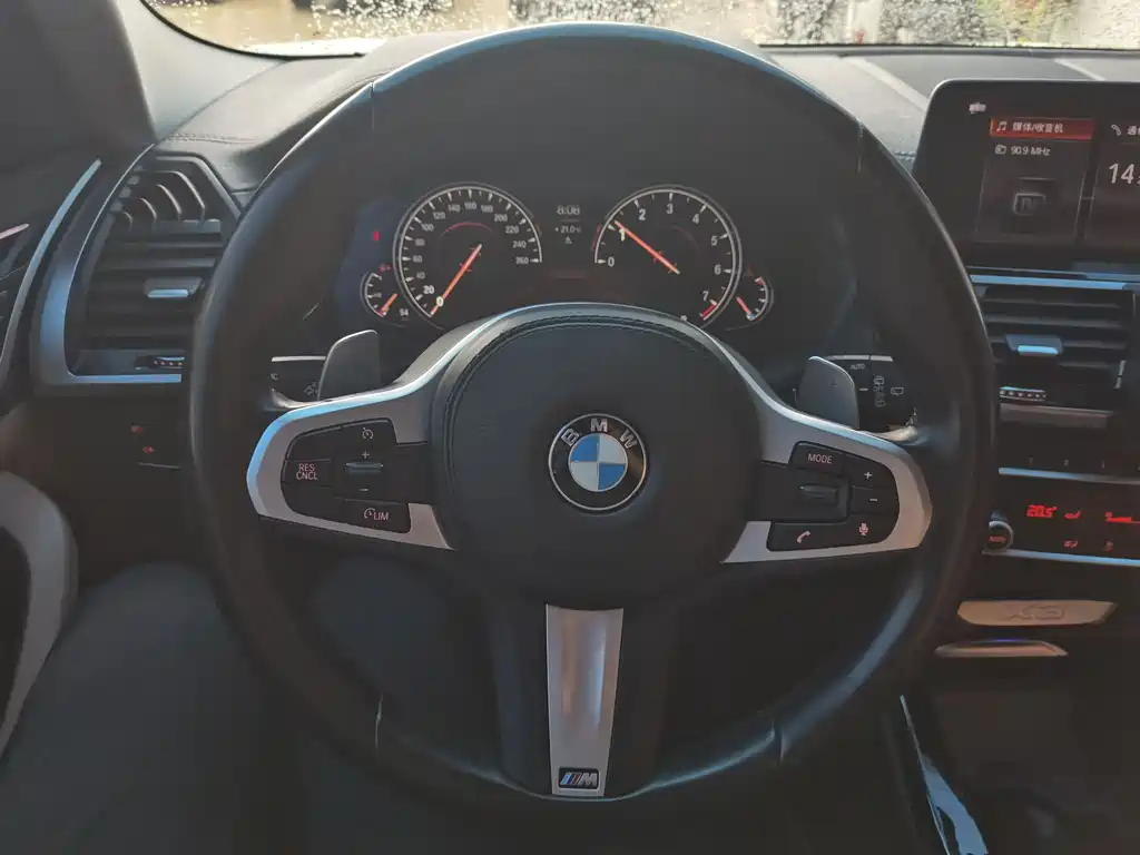 BMW X3 2019 — фото 15