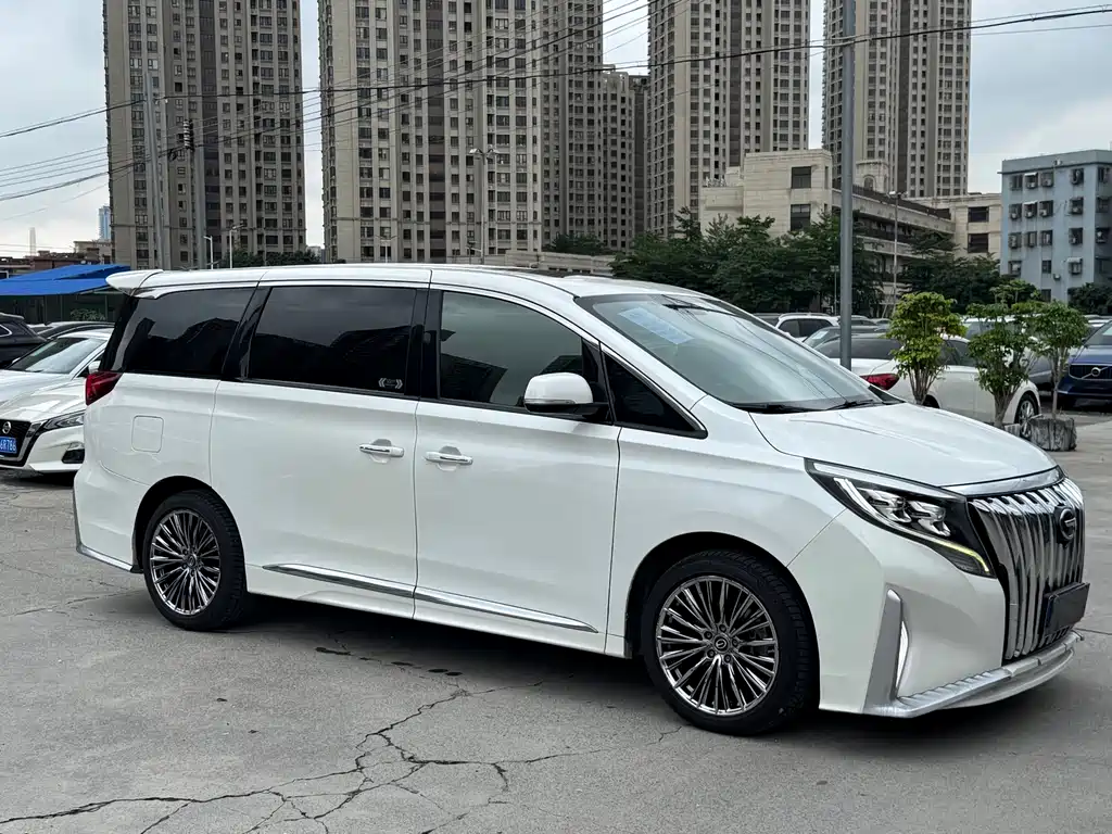 GAC Motor Trumpchi M8 2020 — фото 4