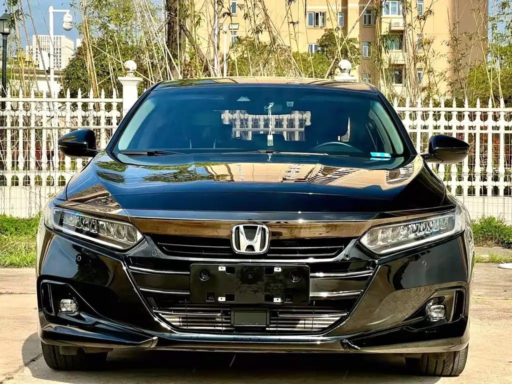 Honda Accord 2022 — фото 2