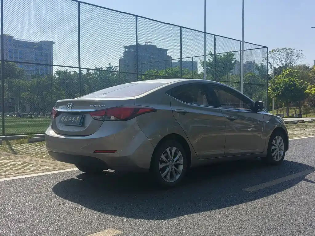 Hyundai Elantra Langdong 2017 — фото 5
