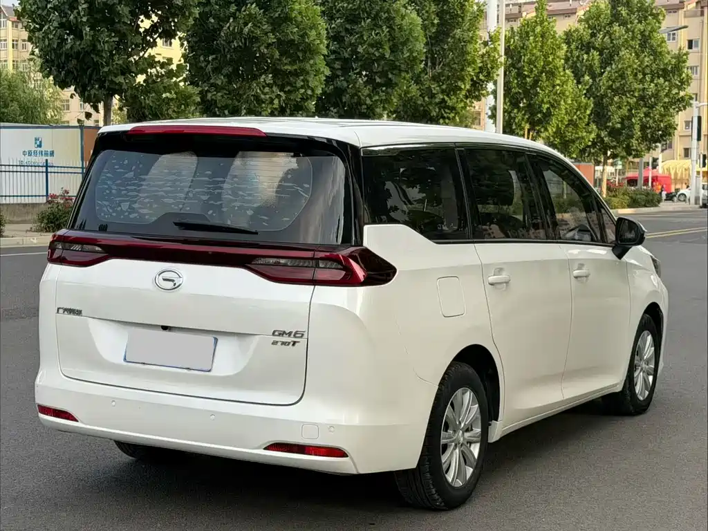 GAC Motor Trumpchi M6 2019 — фото 9