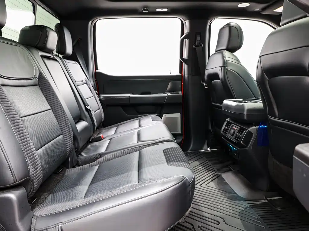 Ford F-150 Raptor 2025 — фото 11