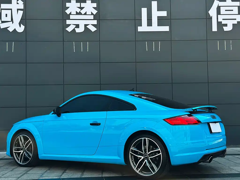 Audi TT 2016 — фото 18