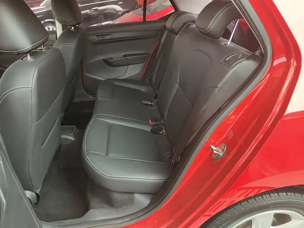 Skoda Fabia 2019 — фото 17