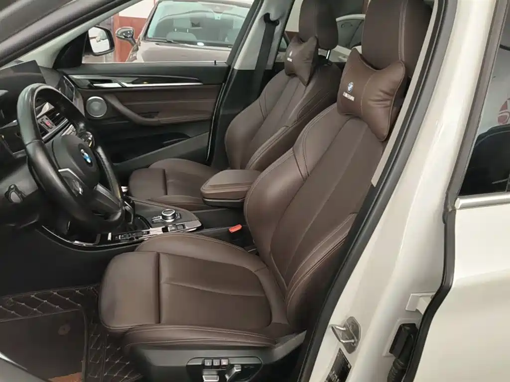 BMW X1 2022 — фото 15