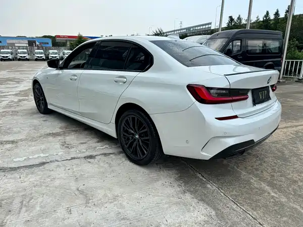 BMW 3 Series 2022
