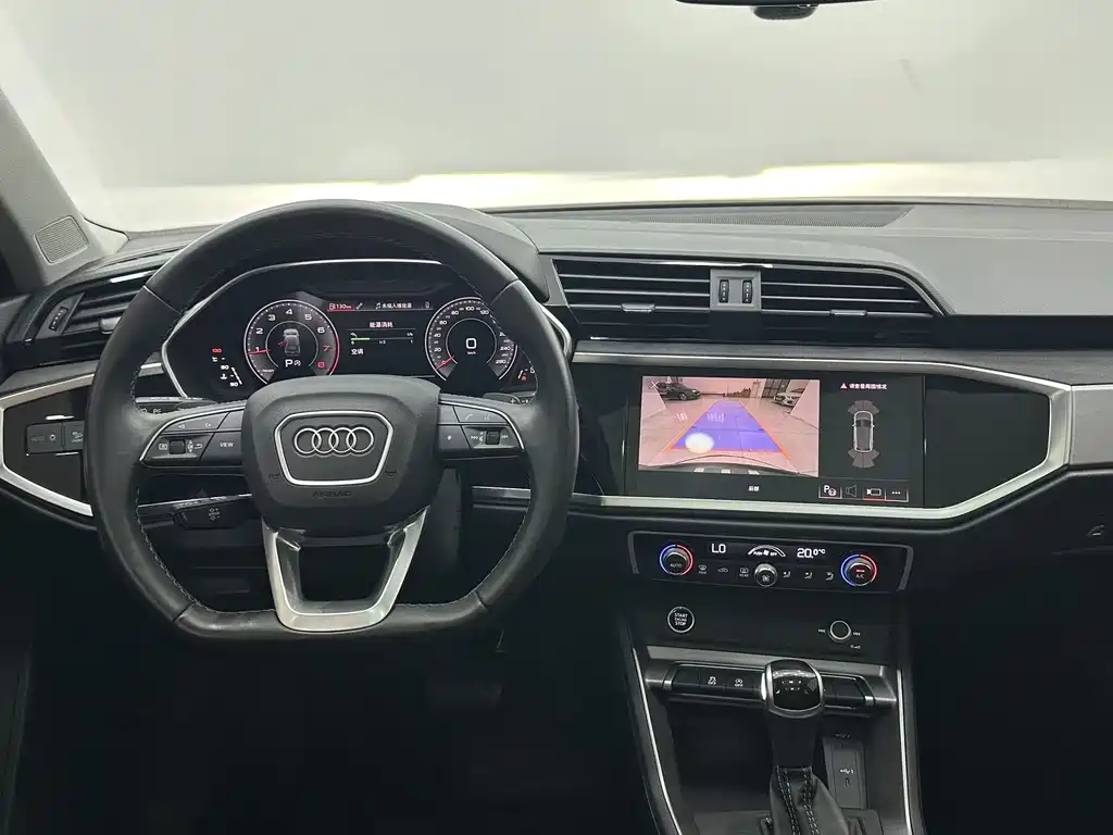 Audi Q3 2022 — фото 11