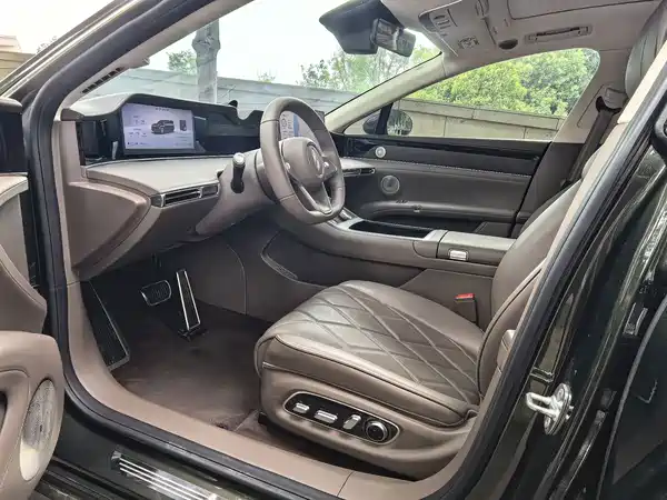 Stelato S9T 2025