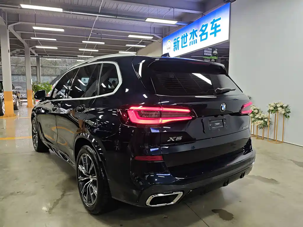 BMW X5 2021 — фото 17