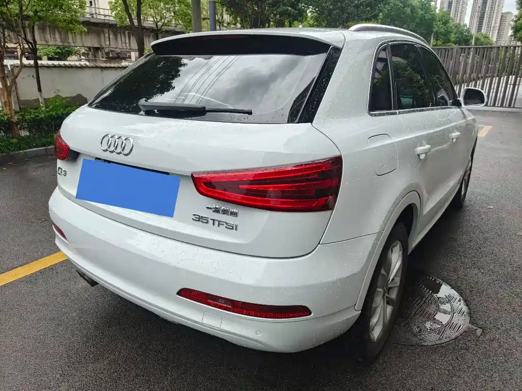 Audi Q3 2016
