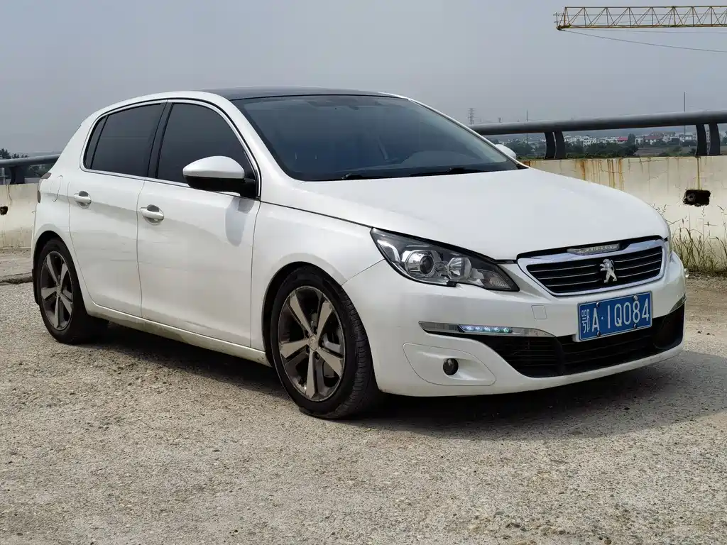 Peugeot 308S 2015 — фото 3