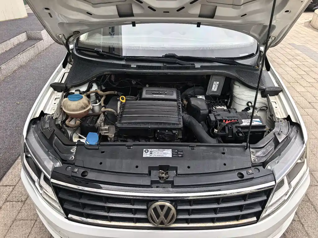 Volkswagen Jetta 2018 — фото 19