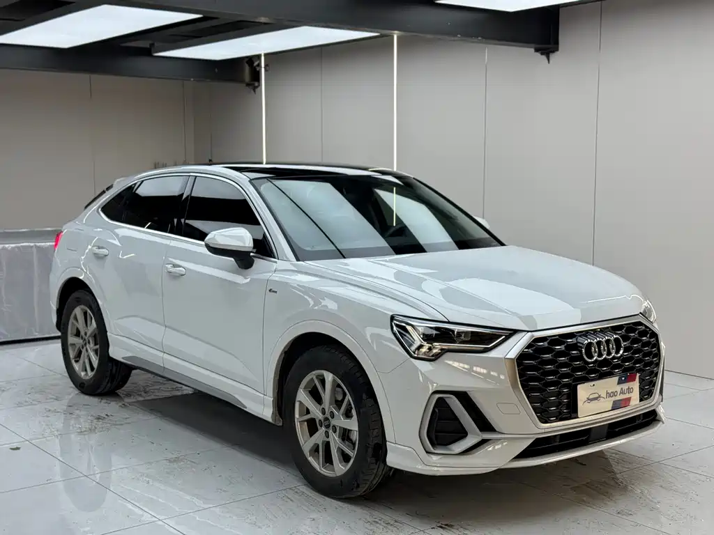 Audi Q3 Sportback 2022 — фото 3