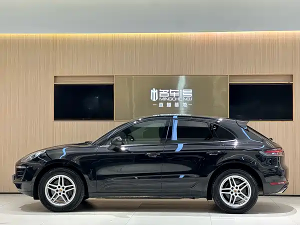 Porsche Macan 2017