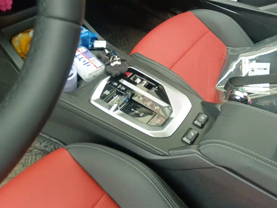 BMW 2 Series 2025 — фото 16