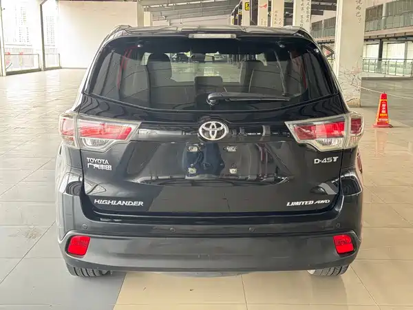 Toyota Highlander 2015