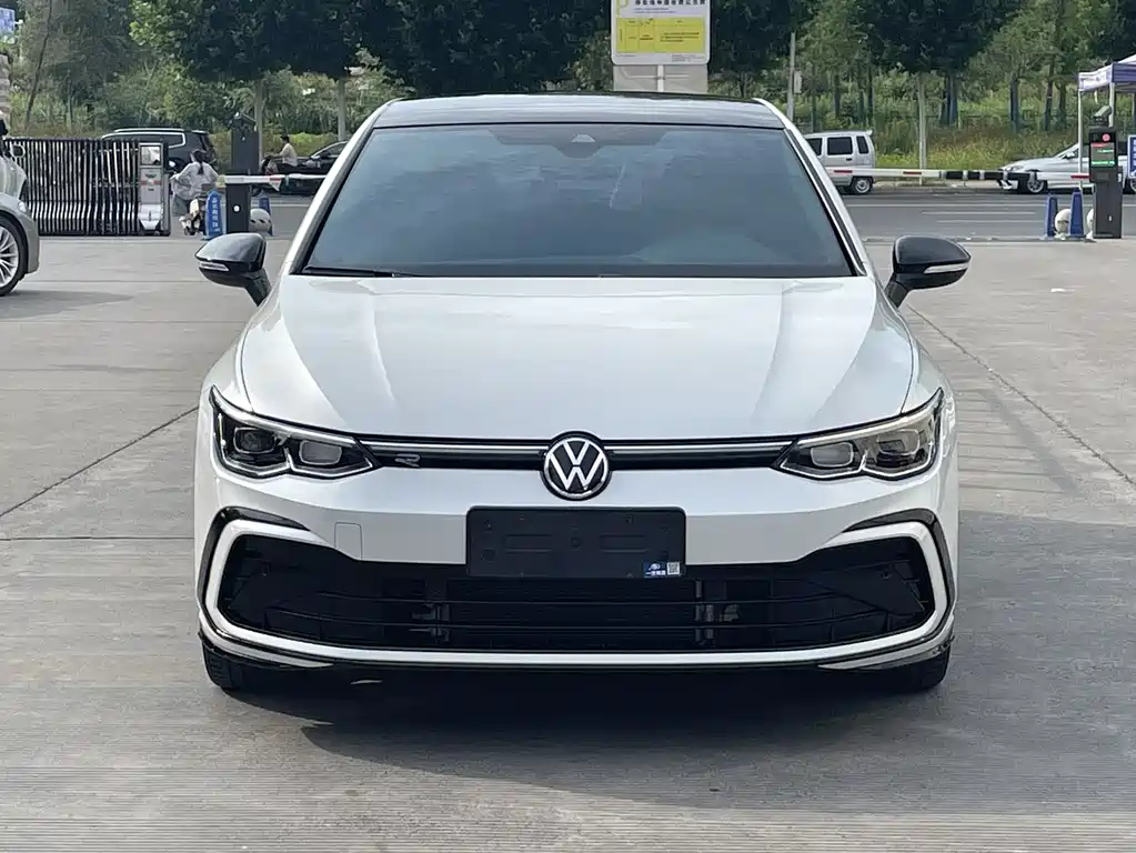 Volkswagen Golf 2022