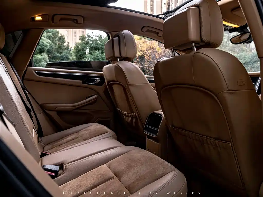 Porsche Macan 2015 — фото 9
