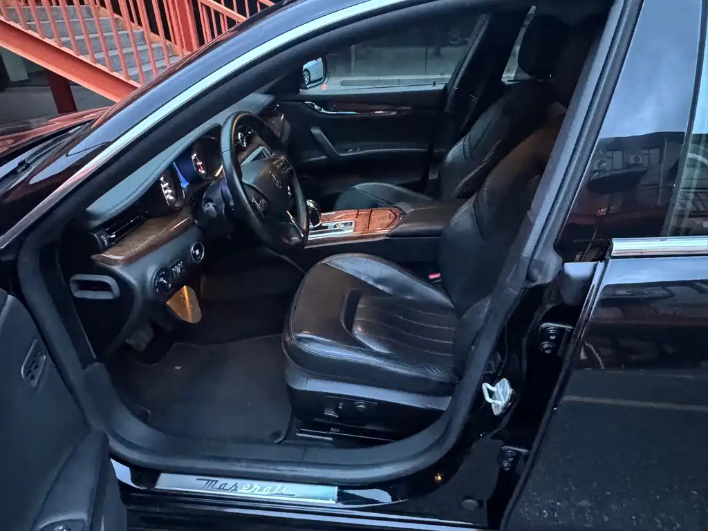 Maserati Quattroporte 2014
