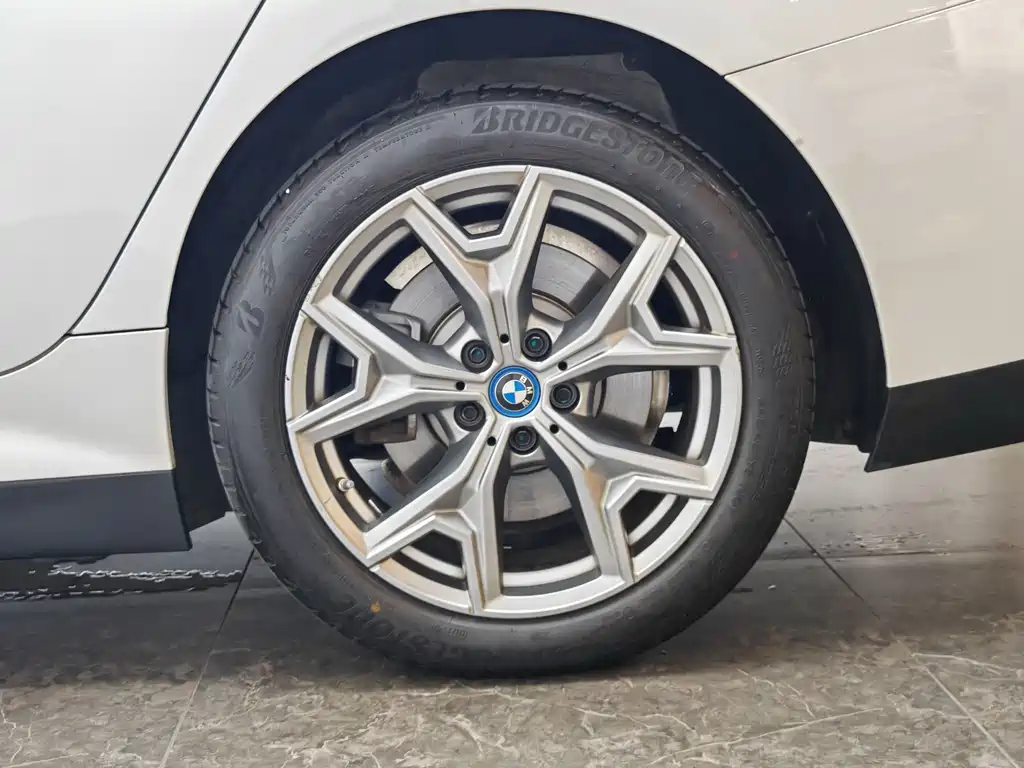 BMW i3 2023 — фото 9