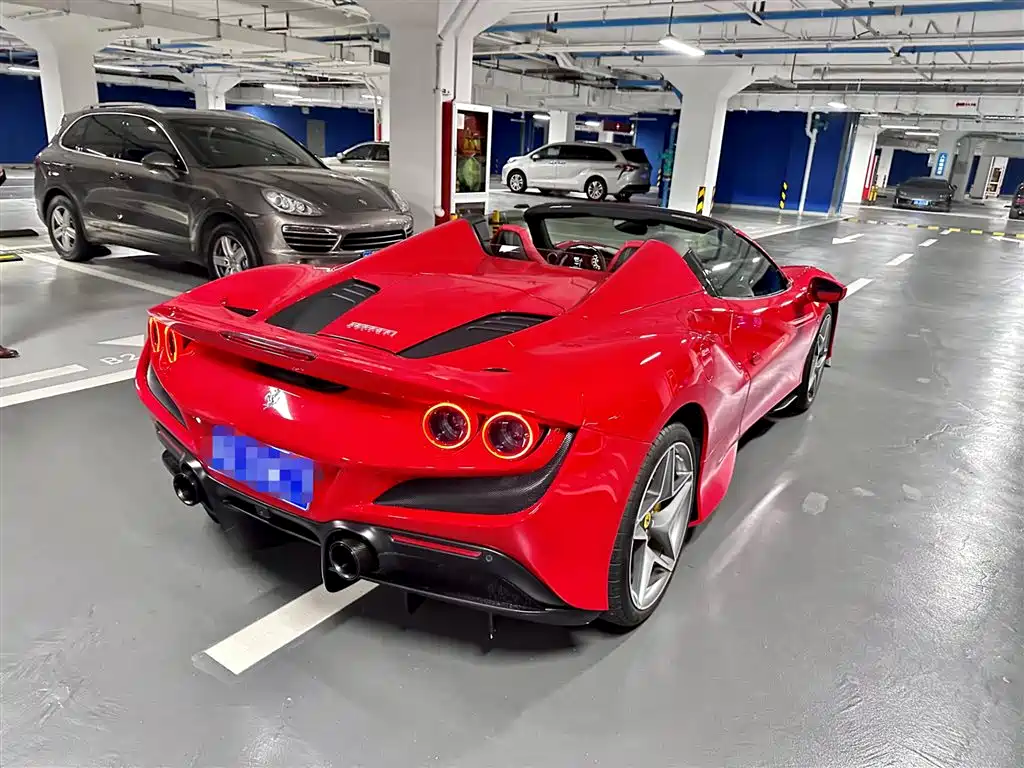 Ferrari F8 2022 — фото 5