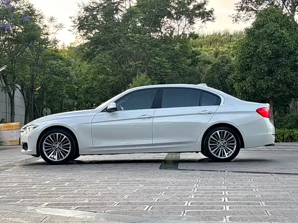 BMW 3 Series 2019