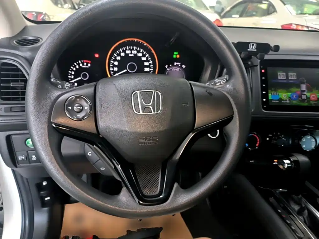 Honda Vezel 2016 — фото 11