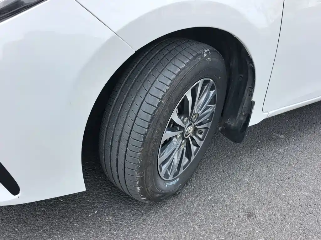 Toyota Corolla 2019 — фото 13