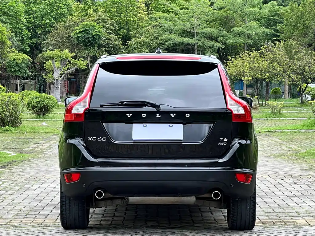Volvo XC60 2012 — фото 6
